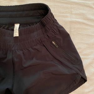 lululemon black shorts